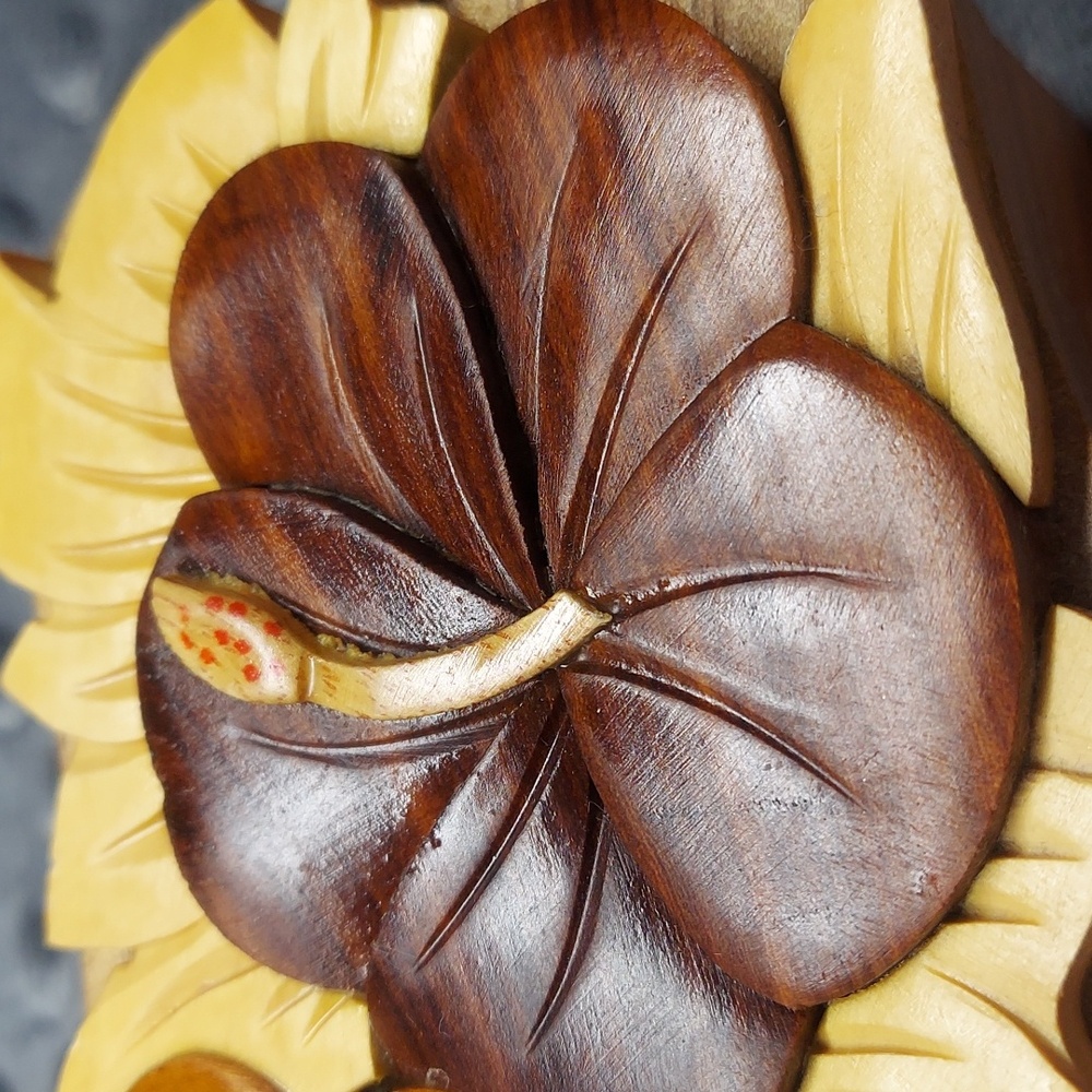 Hand Carved Wood Puzzle Jewelry Box Hibiscus Flowers Red Velvet Inside vintage - Picture 3 of 10